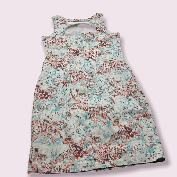 LORI M COLLECTION|Back cut out dress,design looks like pixelated cherry blossoms - Picture 9 of 14